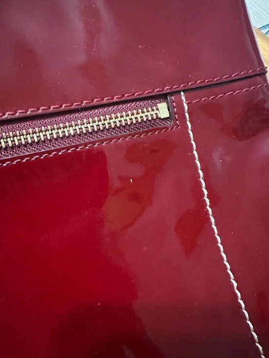 Coach Poppy Glossy Patent Leather Slim Shoulder Bag in Burgundy with Gold Chain - Picture 9 of 13